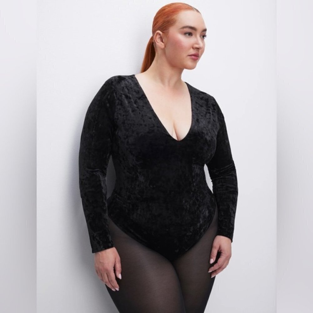 Good American Velvet Deep V Body Suit Plunging Neckline Black